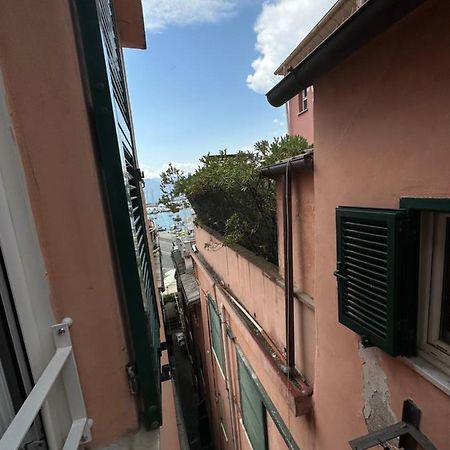 Elegante Stanza Rossa Mottino23 Bed and Breakfast Lerici Eksteriør billede